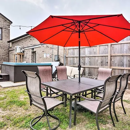 Beautiful Galveston Apt With Deck Less Than 3 Mi To Dtwn! Exterior photo