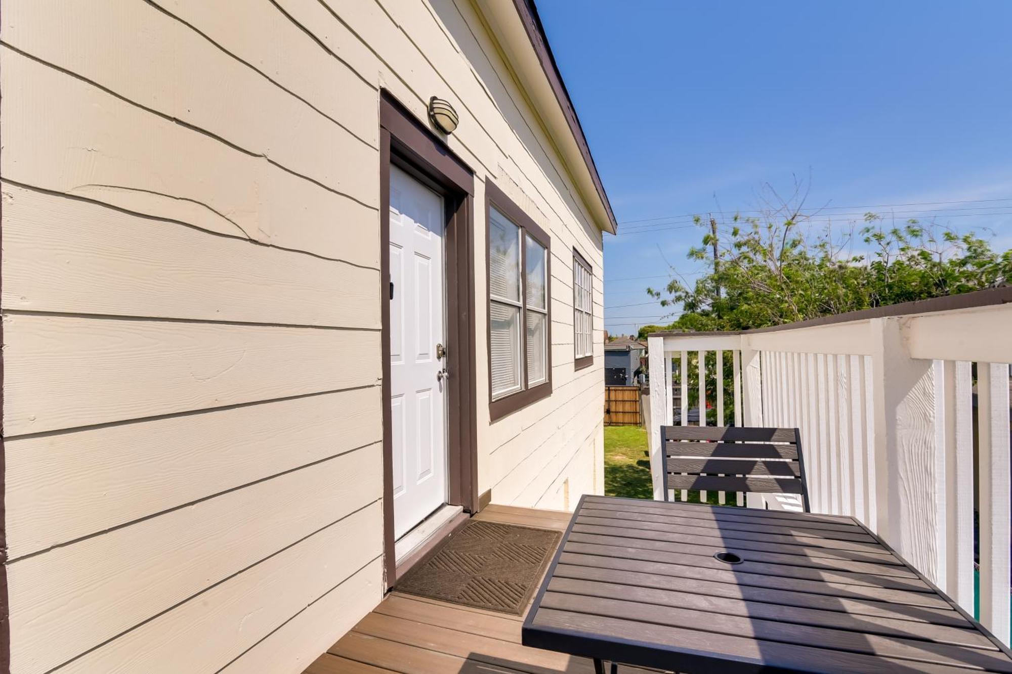 Appartement Beautiful With Deck Less Than 3 Mi To Dtwn!